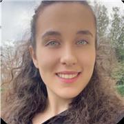 Tutrice donne des cours particuliers d’aide au devoirs et au soutien scolaire